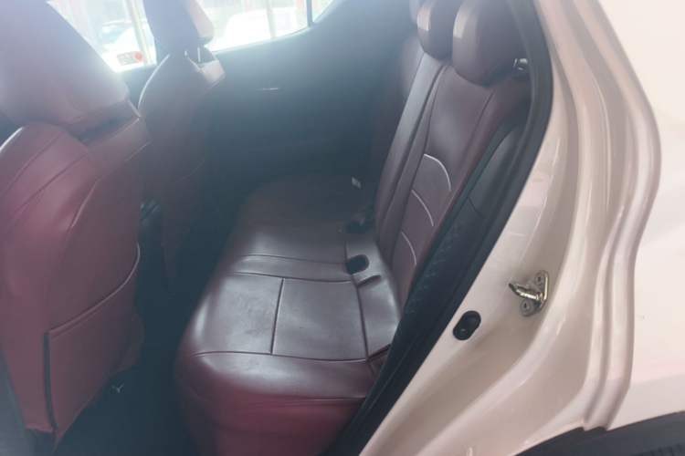 Used Toyota IZOA 2021 2.0L Enjoy Edition Left Rear Seat