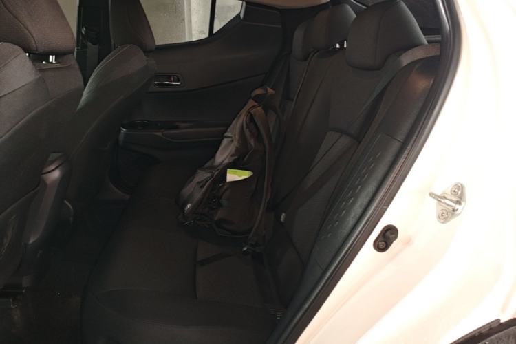 Used Toyota IZOA 2021 2.0L Enjoy Edition Left Rear Seat