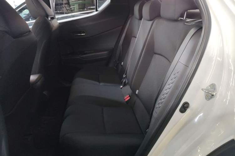 Used Toyota IZOA 2021 Dual-Motor 2.0L Yi Xing Edition Left Rear Seat