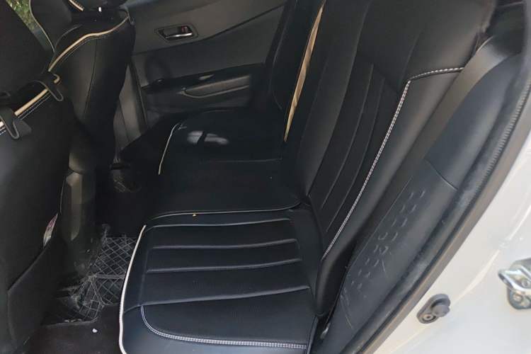 Used Toyota IZOA 2021 2.0L Enjoy Edition Left Rear Seat