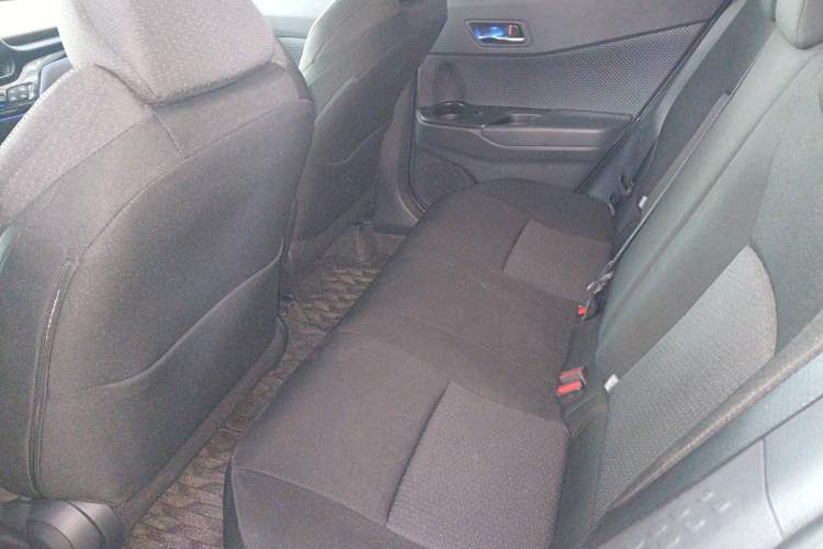 Used Toyota IZOA 2021 2.0L Enjoy Edition Left Rear Seat