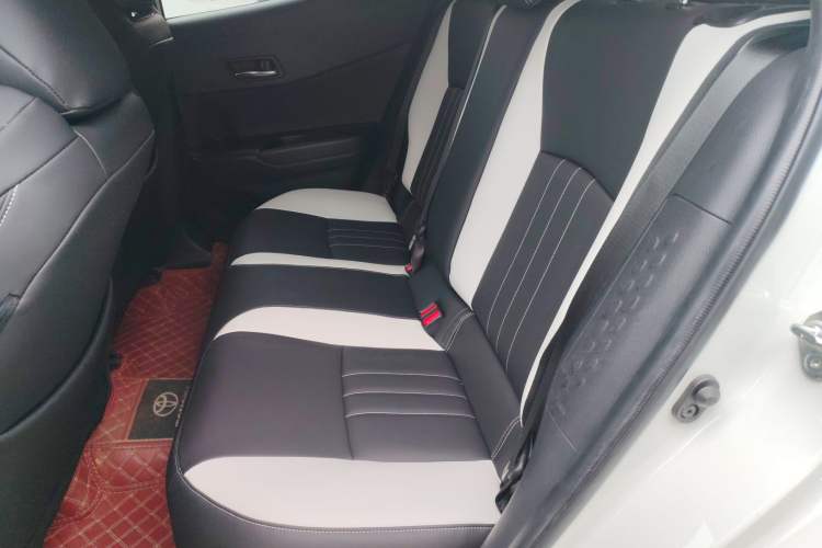 Used Toyota IZOA 2021 2.0L Yixing Version Left Rear Seat