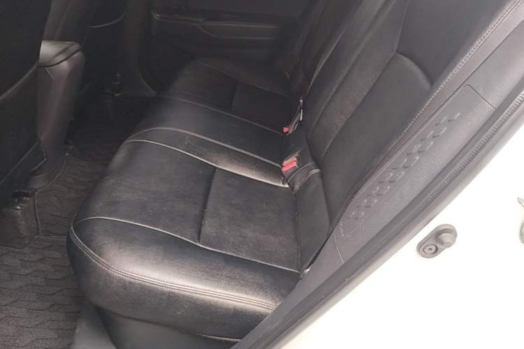Used Toyota IZOA 2021 Dual-Motor 2.0L Yixiang Edition Left Rear Seat