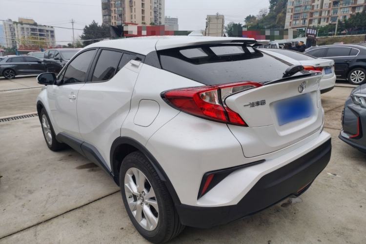 Used Toyota IZOA 2021 2.0L Yixing Version Left Side