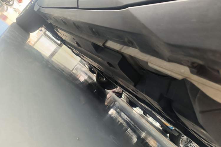 Used Toyota IZOA 2021 Dual-Motor 2.0L Yichi Edition Left Side Sill