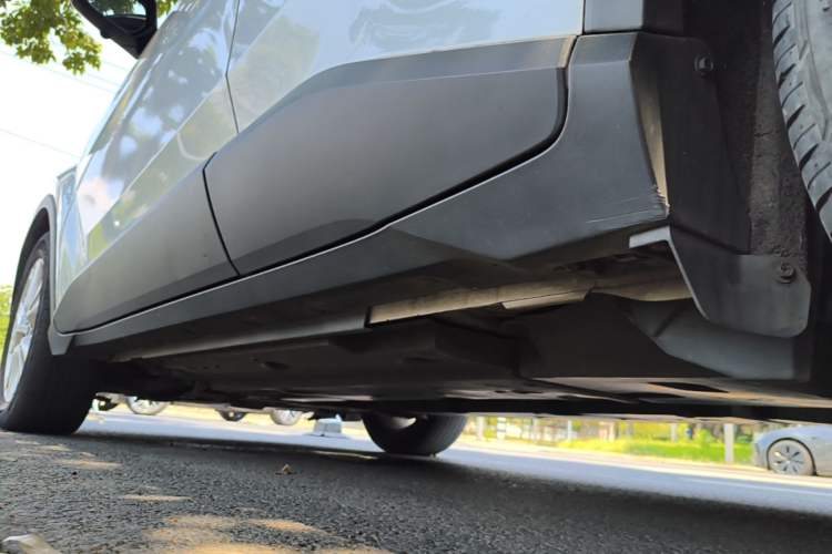 Used Toyota IZOA 2021 2.0L Yidong Edition Left Side Sill