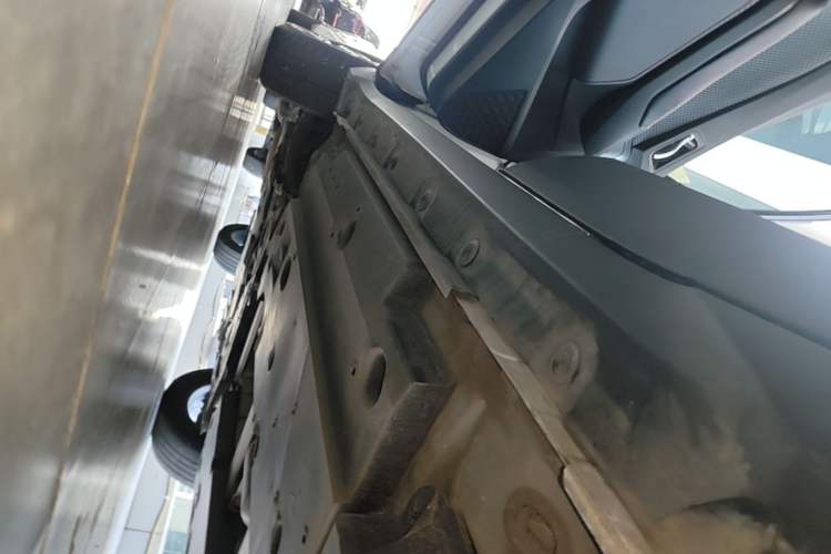 Used Toyota IZOA 2021 2.0L Yidong Edition Left Side Sill