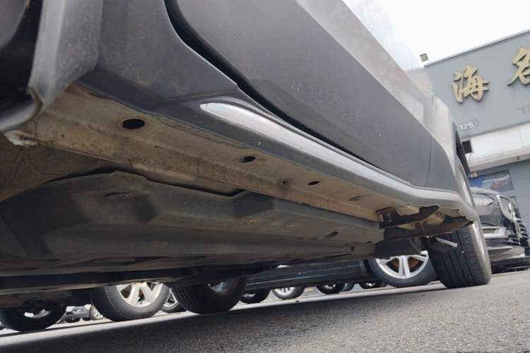 Used Toyota IZOA 2021 2.0L Yidong Edition Left Side Sill