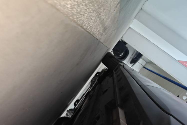 Used Toyota IZOA 2021 2.0L Enjoy Edition Left Side Sill