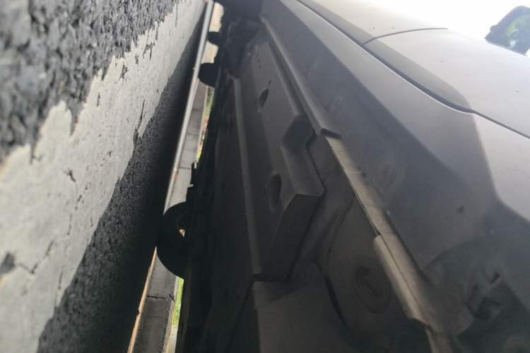 Used Toyota IZOA 2021 2.0L Yidong Edition Left Side Sill