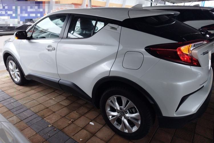 Used Toyota IZOA 2021 2.0L Enjoy Edition Left Side