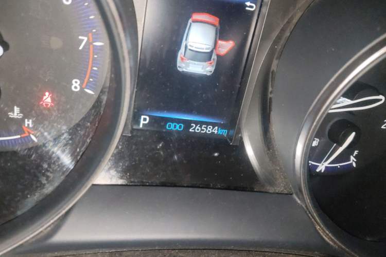 Used Toyota IZOA 2021 2.0L Enjoy Edition Odometer Close Up