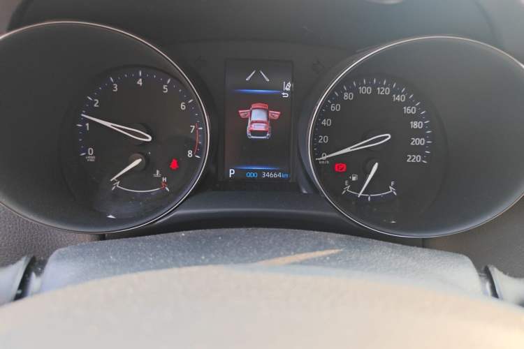 Used Toyota IZOA 2021 2.0L Yixing Version Odometer Close Up