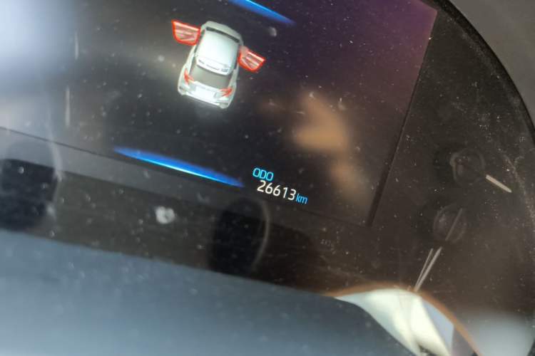 Used Toyota IZOA 2021 Dual-Motor 2.0L Yixiang Edition Odometer Close Up