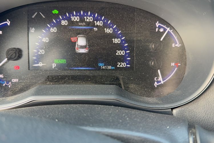 Used Toyota IZOA 2021 Dual-Motor 2.0L Yi Xing Edition Odometer Close Up