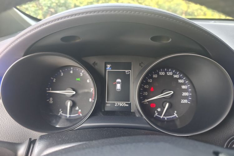 Used Toyota IZOA 2021 2.0L Enjoy Edition Odometer Close Up