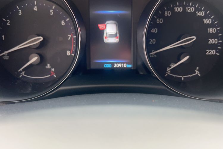Used Toyota IZOA 2021 2.0L Enjoy Edition Odometer Close Up