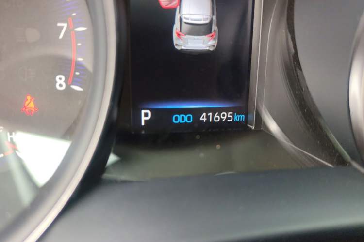 Used Toyota IZOA 2021 2.0L Enjoy Edition Odometer Close Up