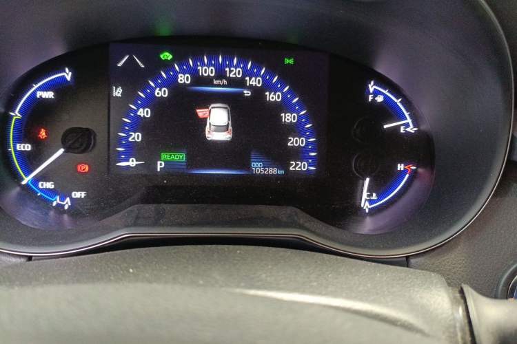 Used Toyota IZOA 2021 Dual-Motor 2.0L Yi Xing Edition Odometer Close Up