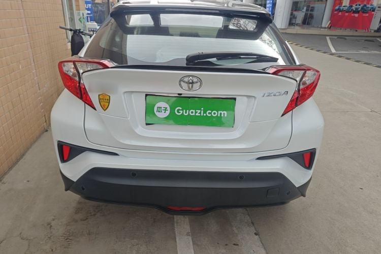 Used Toyota IZOA 2021 2.0L Yixing Version Rear