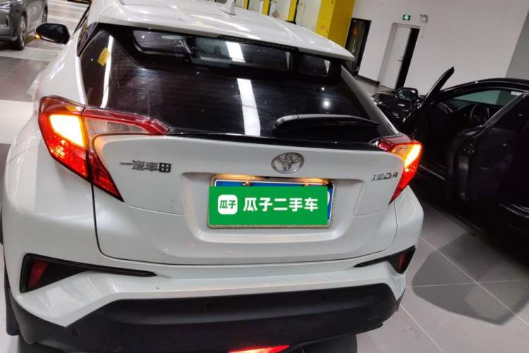 Used Toyota IZOA 2021 2.0L Enjoy Edition Rear