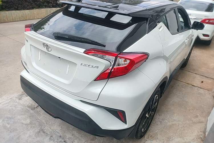 Used Toyota IZOA 2021 2.0L Yichi SPORT Rear Right 45 Deg