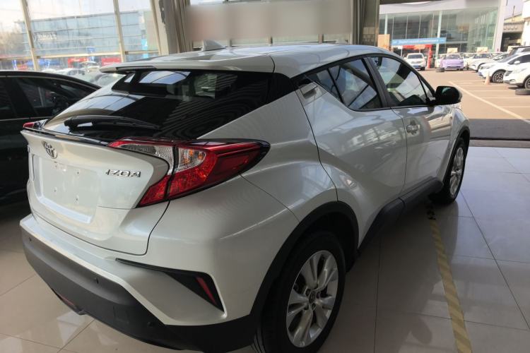 Used Toyota IZOA 2021 2.0L Yixing Version Rear Right 45 Deg