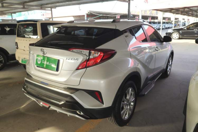 Used Toyota IZOA 2021 2.0L Enjoy Edition Rear Right 45 Deg