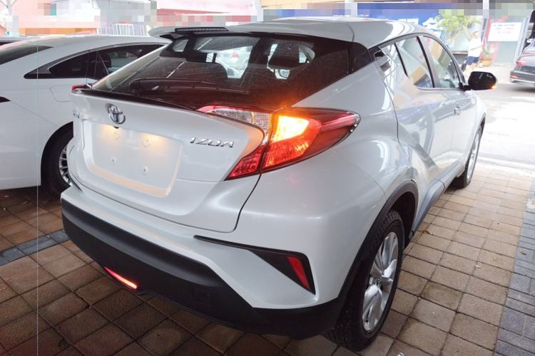 Used Toyota IZOA 2021 2.0L Enjoy Edition Rear Right 45 Deg
