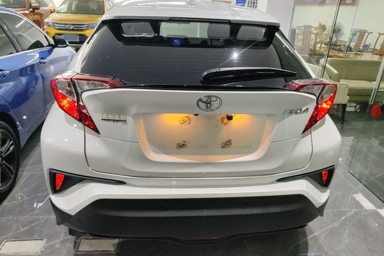 Used Toyota IZOA 2021 2.0L Enjoy Edition Rear