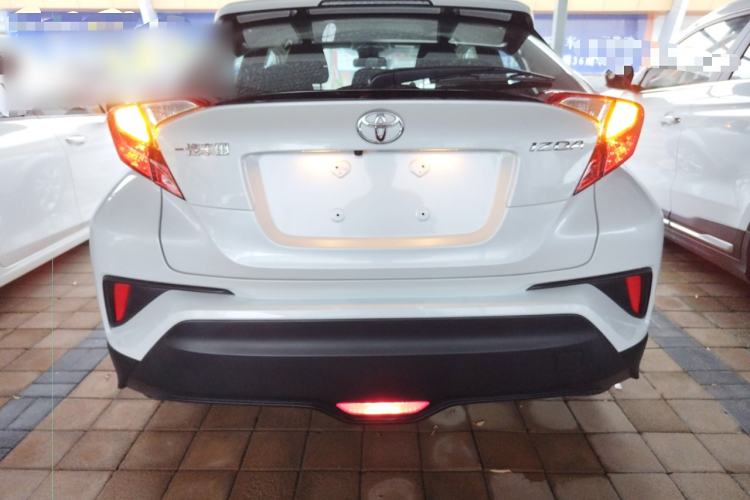 Used Toyota IZOA 2021 2.0L Enjoy Edition Rear