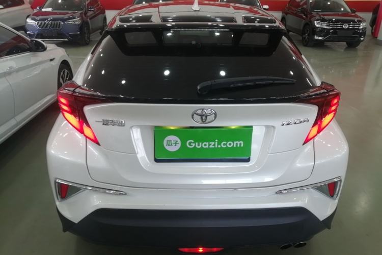 Used Toyota IZOA 2021 2.0L Yichi Version Rear