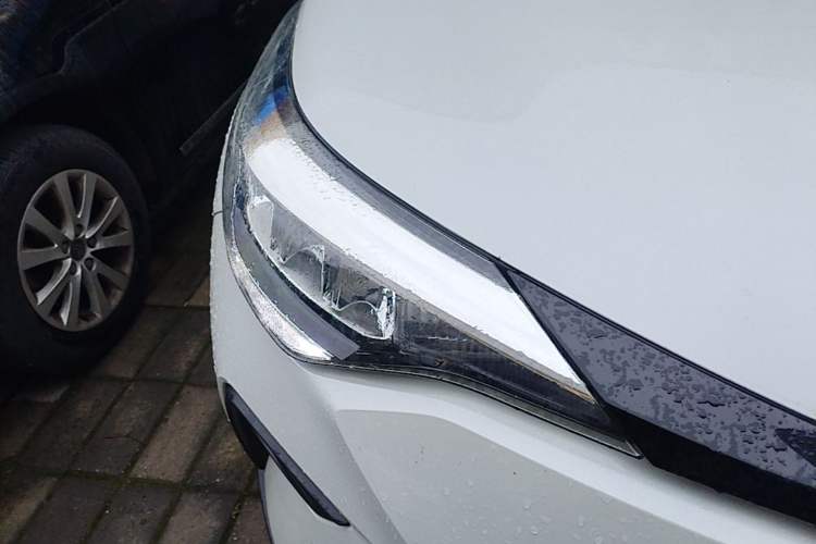 Used Toyota IZOA 2021 2.0L Enjoy Edition Right Front Headlight