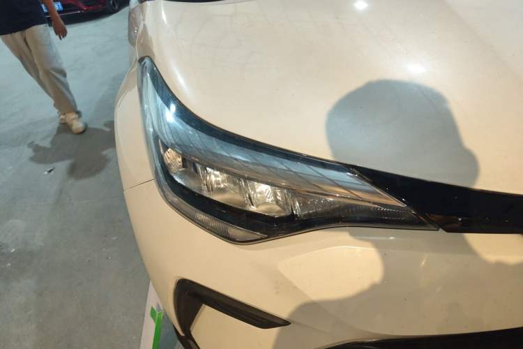 Used Toyota IZOA 2021 2.0L Yidong Edition Right Front Headlight