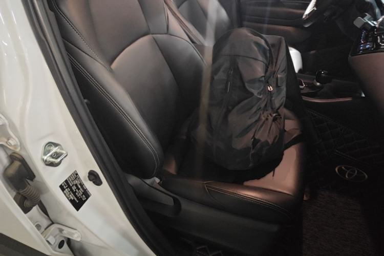 Used Toyota IZOA 2021 2.0L Enjoy Edition Right Front Seat