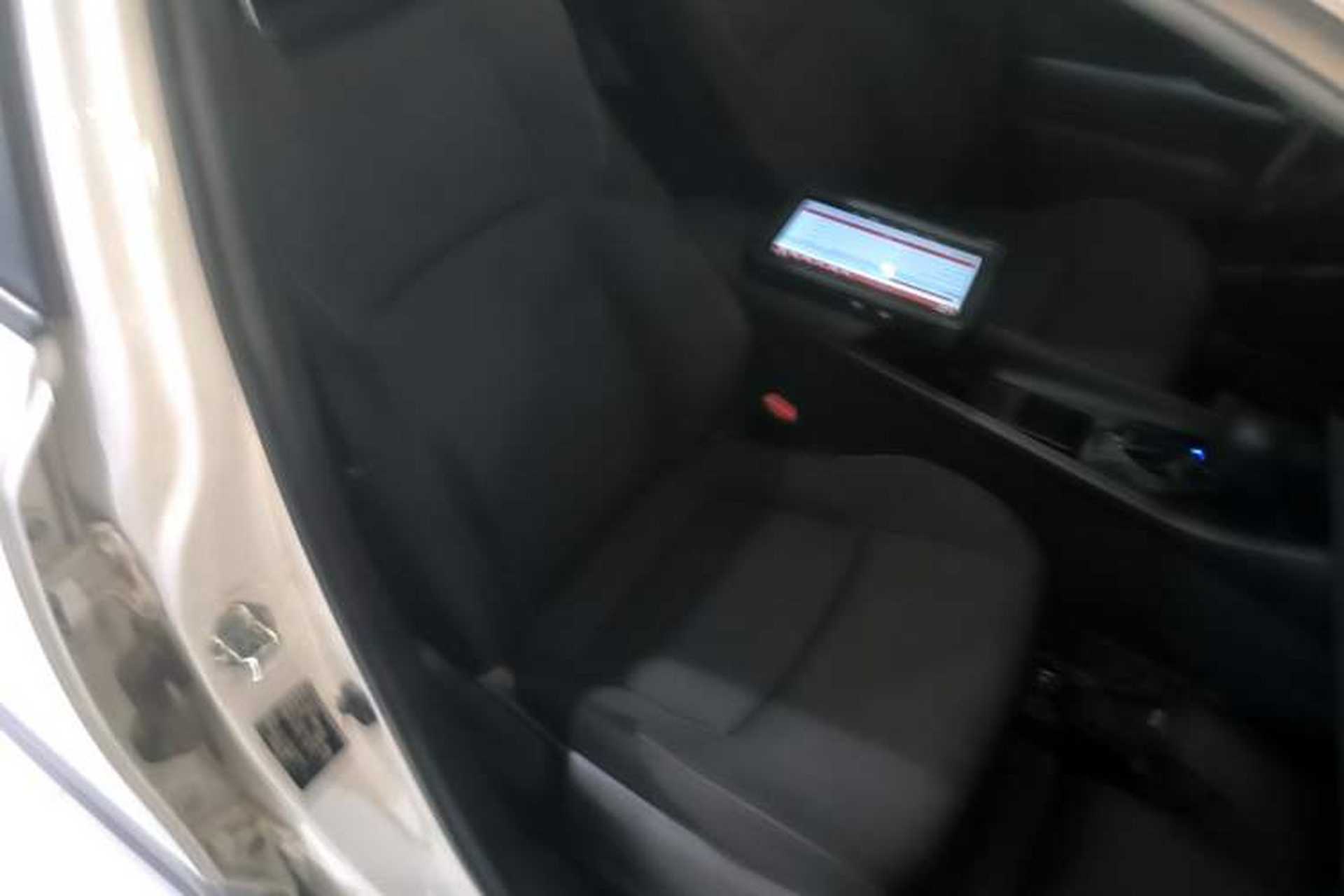 Used Toyota IZOA 2021 2.0L Yixing Version Right Front Seat