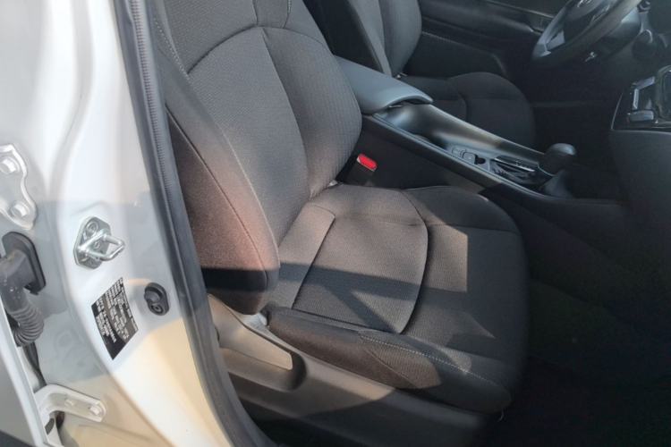Used Toyota IZOA 2021 2.0L Yidong Edition Right Front Seat