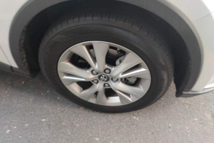 Used Toyota IZOA 2021 2.0L Enjoy Edition Right Front Wheel Hub