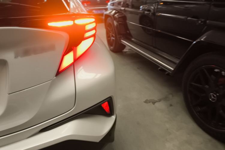 Used Toyota IZOA 2021 2.0L Yichi Version Right Rear Taillight