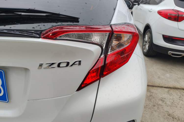 Used Toyota IZOA 2021 2.0L Yixing Version Right Rear Taillight