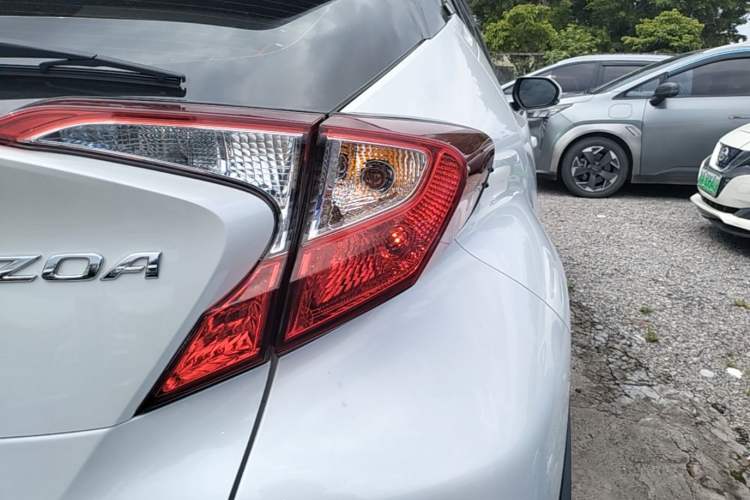 Used Toyota IZOA 2021 Dual-Motor 2.0L Yixiang Edition Right Rear Taillight