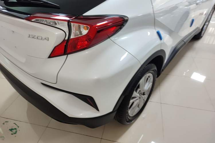 Used Toyota IZOA 2021 2.0L Enjoy Edition Right Rear Taillight