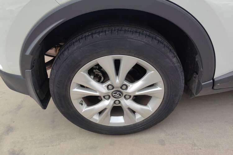 Used Toyota IZOA 2021 2.0L Enjoy Edition Right Rear Wheel Hub