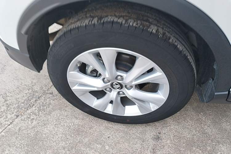 Used Toyota IZOA 2021 2.0L Yidong Edition Right Rear Wheel Hub