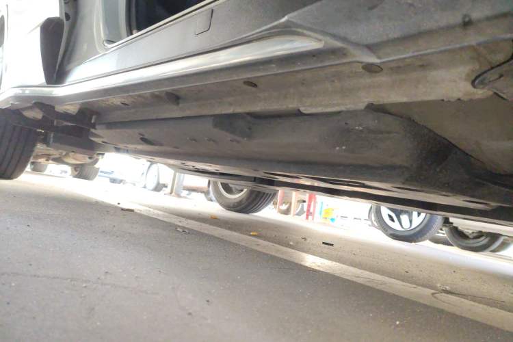 Used Toyota IZOA 2021 2.0L Enjoy Edition Right Side Sill