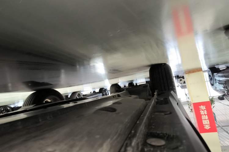 Used Toyota IZOA 2021 2.0L Yixing Version Right Side Sill