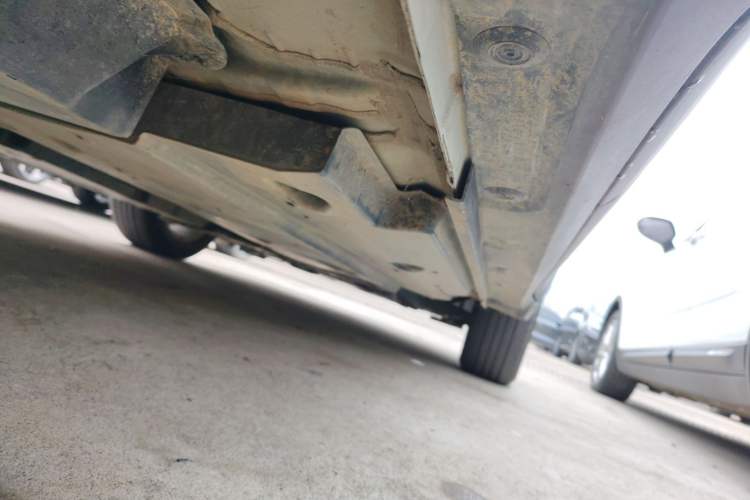 Used Toyota IZOA 2021 2.0L Yixing Version Right Side Sill