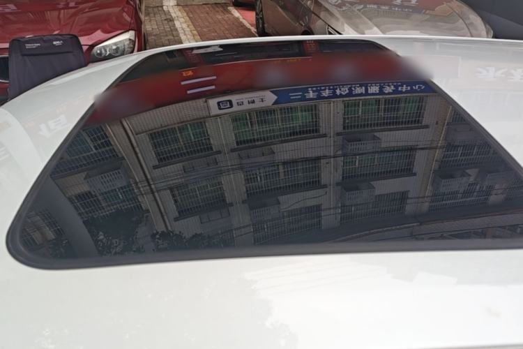 Used Toyota IZOA 2021 Dual-Motor 2.0L Yi Xing Edition Roof