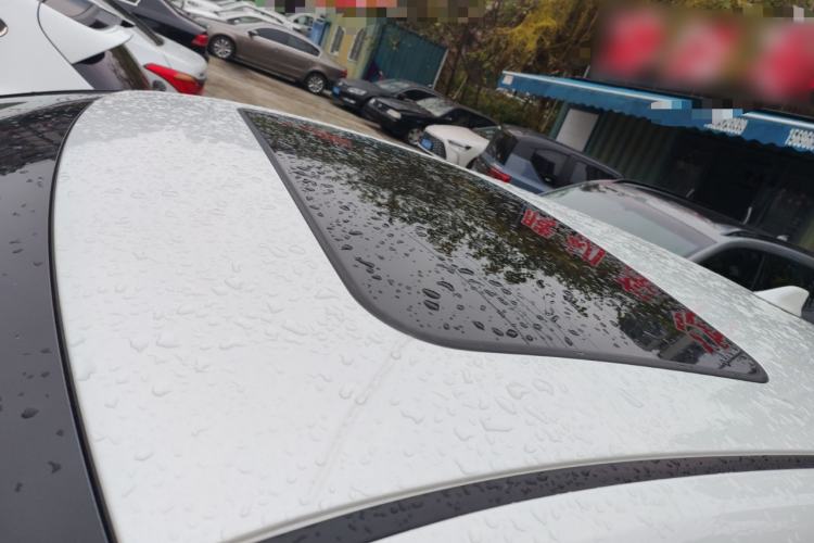 Used Toyota IZOA 2021 2.0L Yixing Version Roof