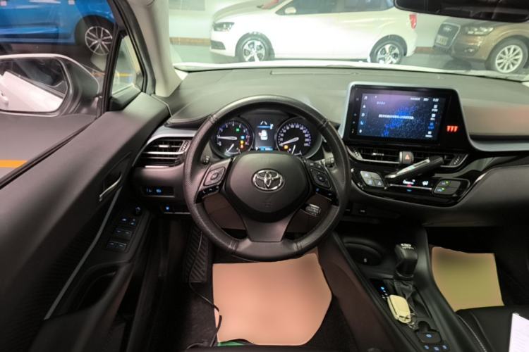 Used Toyota IZOA 2021 2.0L Yixing Version Steering Wheel